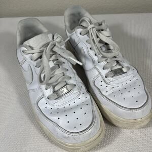 Nike Air Force One 1 Sneakers Triple White Low 314192-117 Women’s Sz 7.5 Boy 6 Y